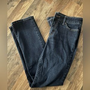 St. John’s Bay Jeans- Straight Leg- 6